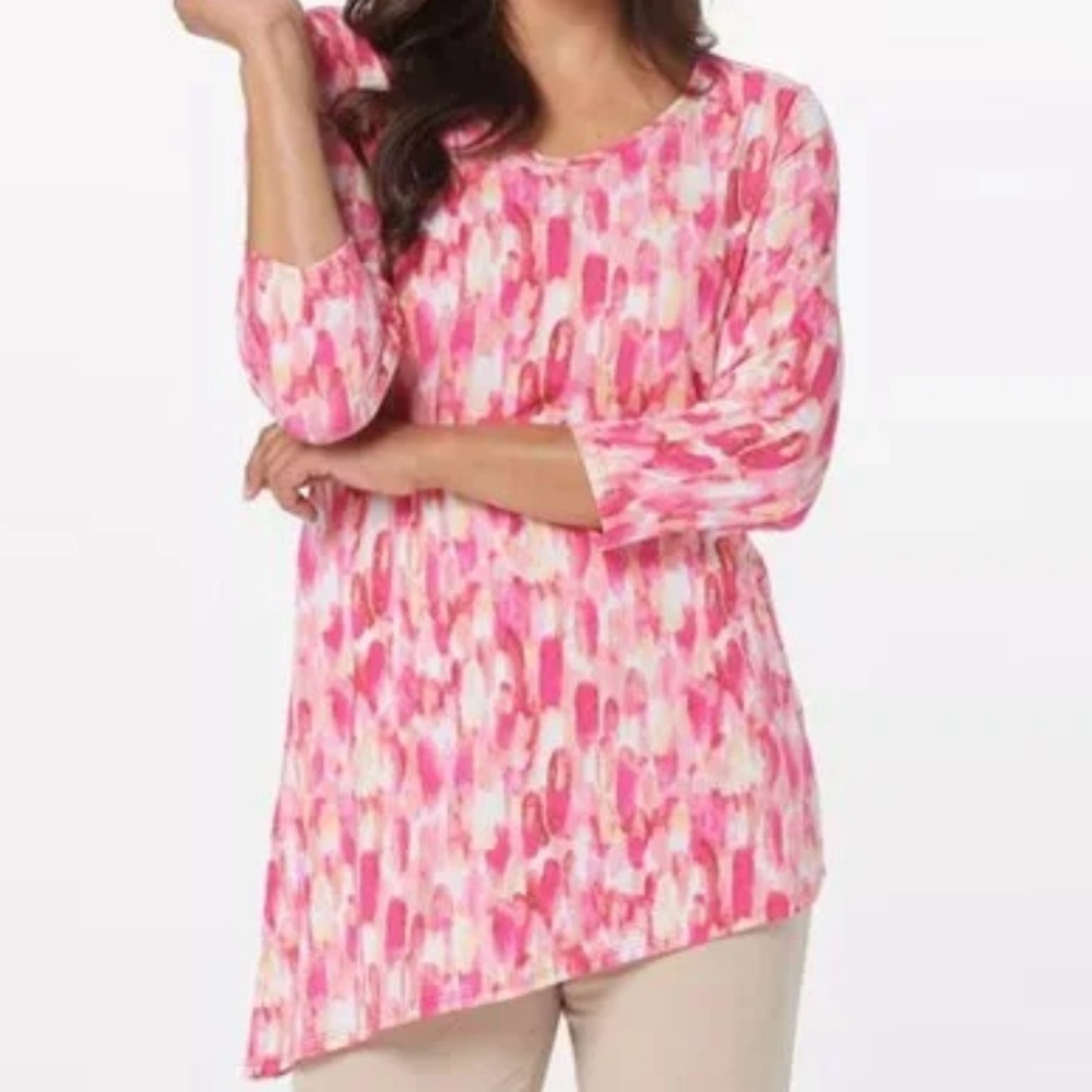 Susan Graver Women's Pink
Patterned Top